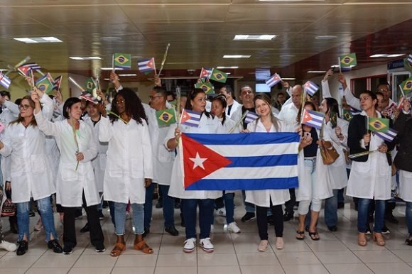 Cuba pierde 12 mil médicos en un año: ¿Dónde están los doctores cubanos?