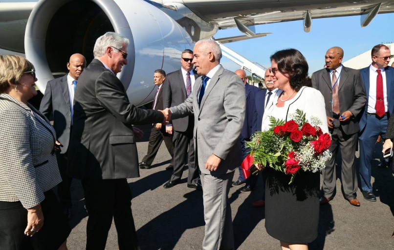 Díaz-Canel arriba a Nueva York para asistir a Asamblea General de la ONU