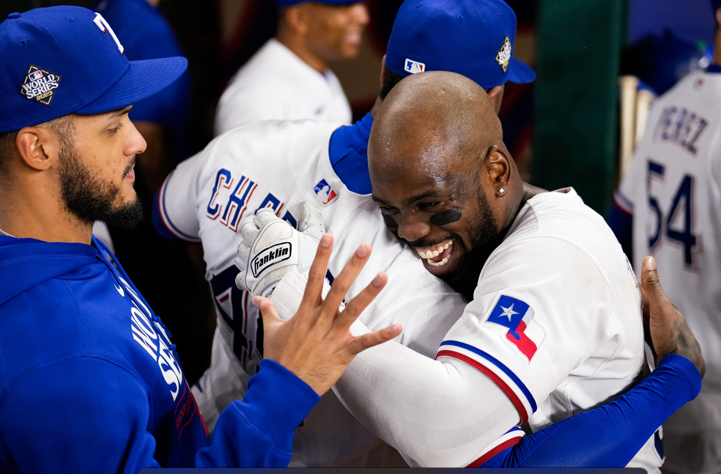 Descomunal Adolis García: Texas deja al campo a Arizona con jonronazo cubano en extrainning