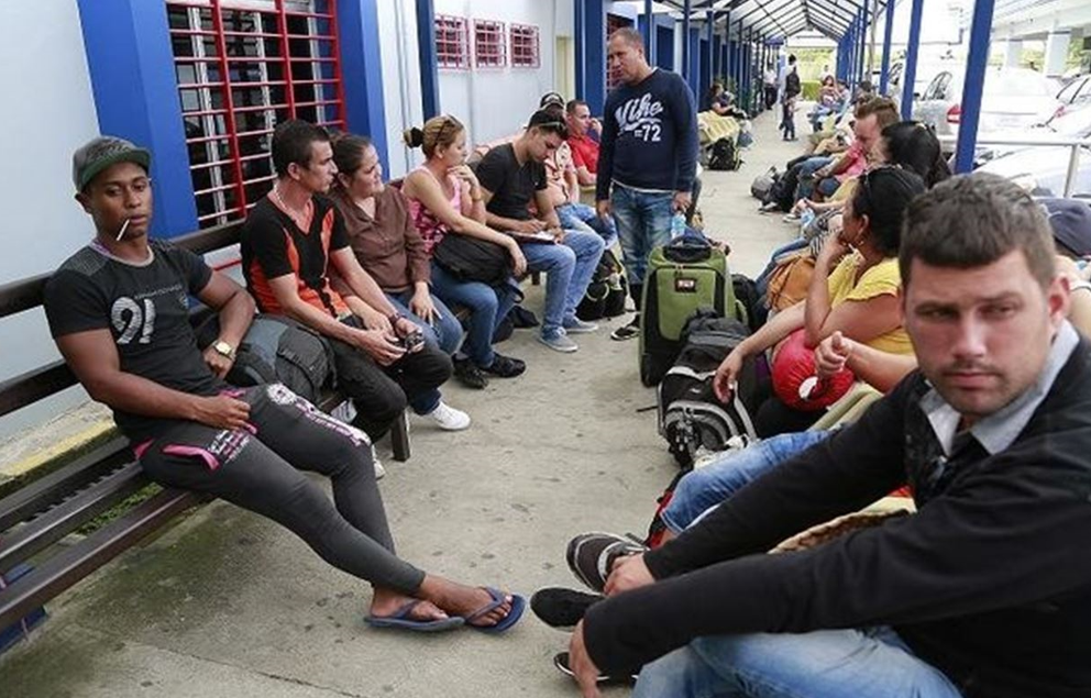 Avalancha sin fin: 18,083 cubanos arribaron por puntos fronterizos a EE.UU en octubre