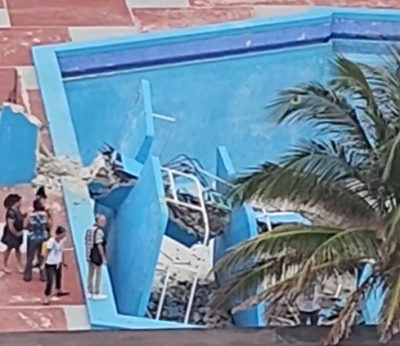 Derrumbe del trampolín del Hotel Riviera en La Habana
