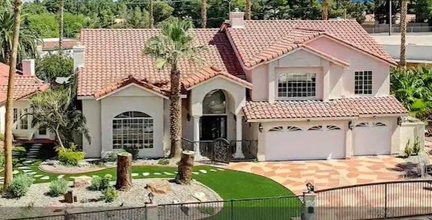 Expelotero José Canseco pone en venta su casa en Las Vegas por $1.6 millones